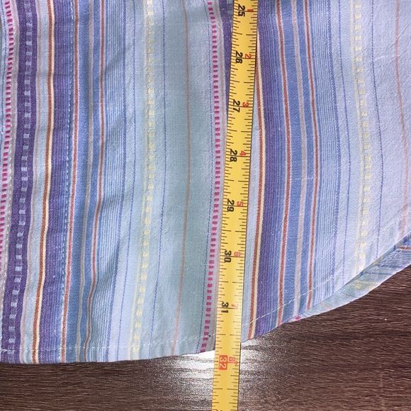 Bundle of 2 Indie Style Solet Multi Color Button Down Large Shirts - Picture 12 of 15